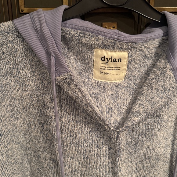 Dylan Pullover - Picture 2 of 4